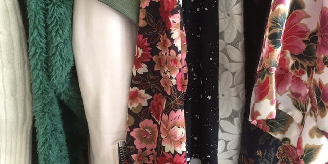 Poshmark banner for @fishes